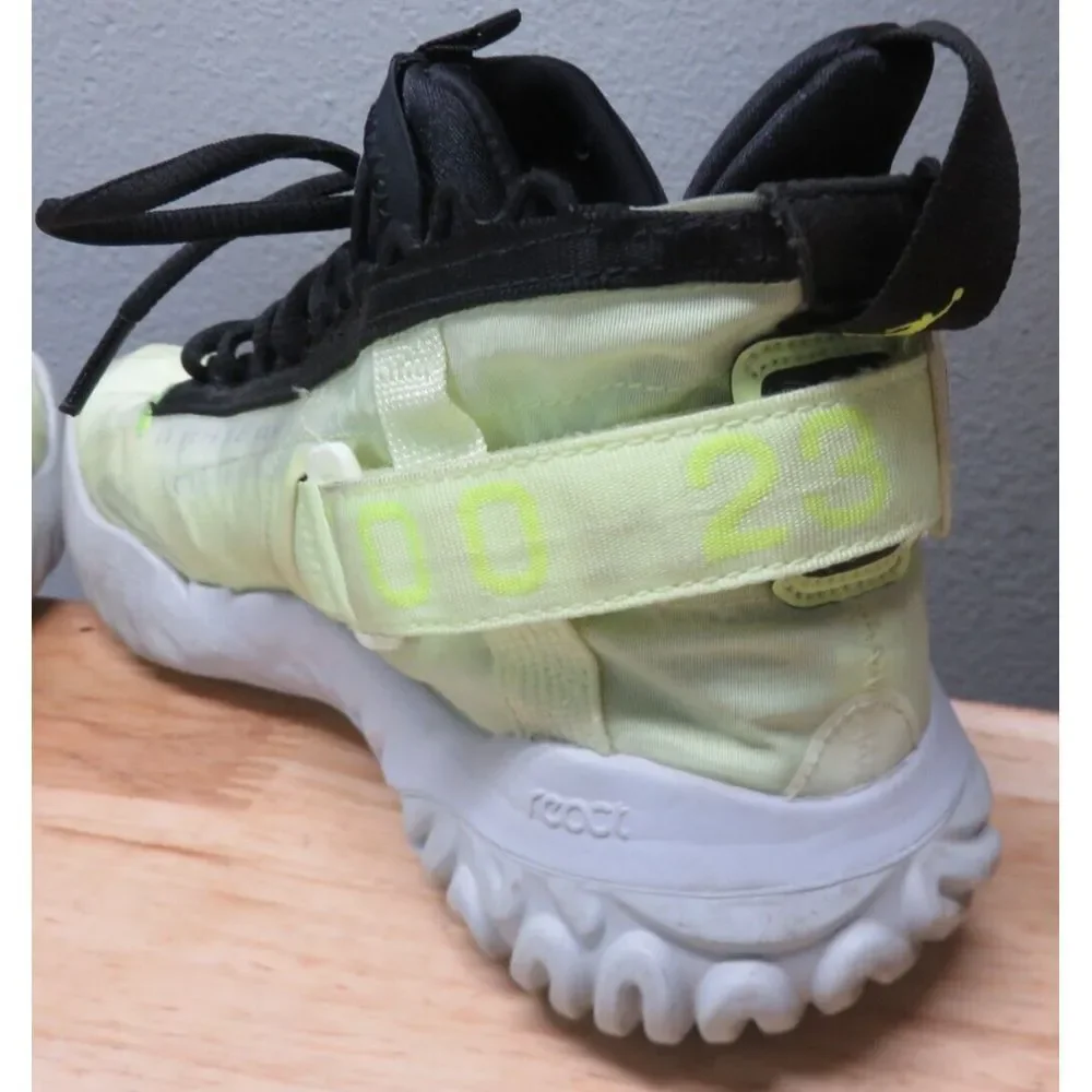 Jordan Proto React Barley Volt BV1654-700 Mens Size 8.5 Athletic Basketball Shoe